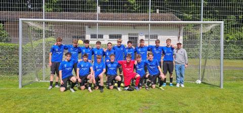Fußballer erreichen 2. Platz